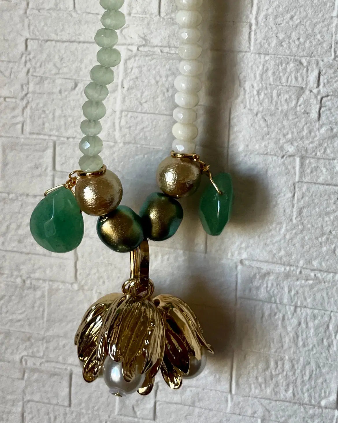 Beads lotus pendant necklace TokyoBegums