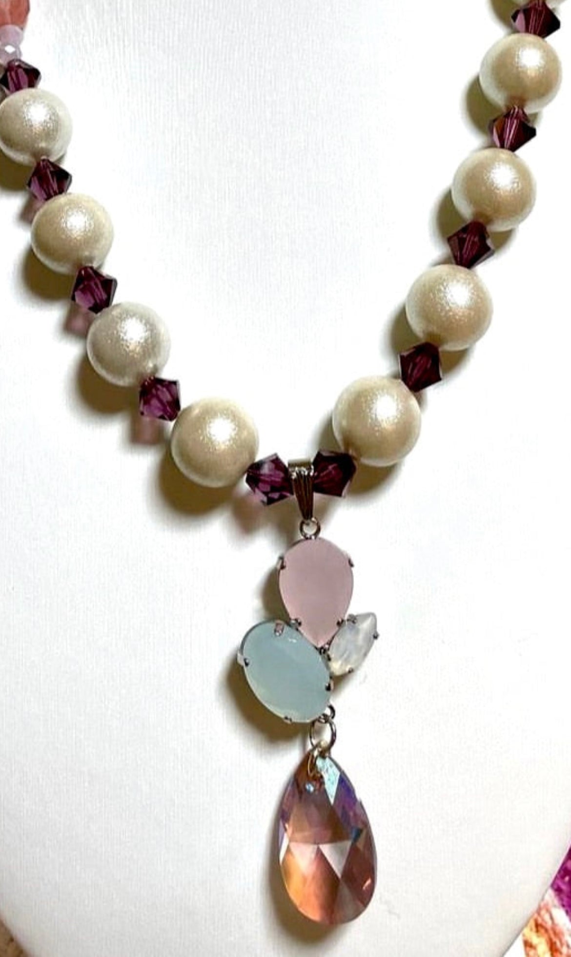 Pearls beads crystals necklace with pendant TokyoBegums