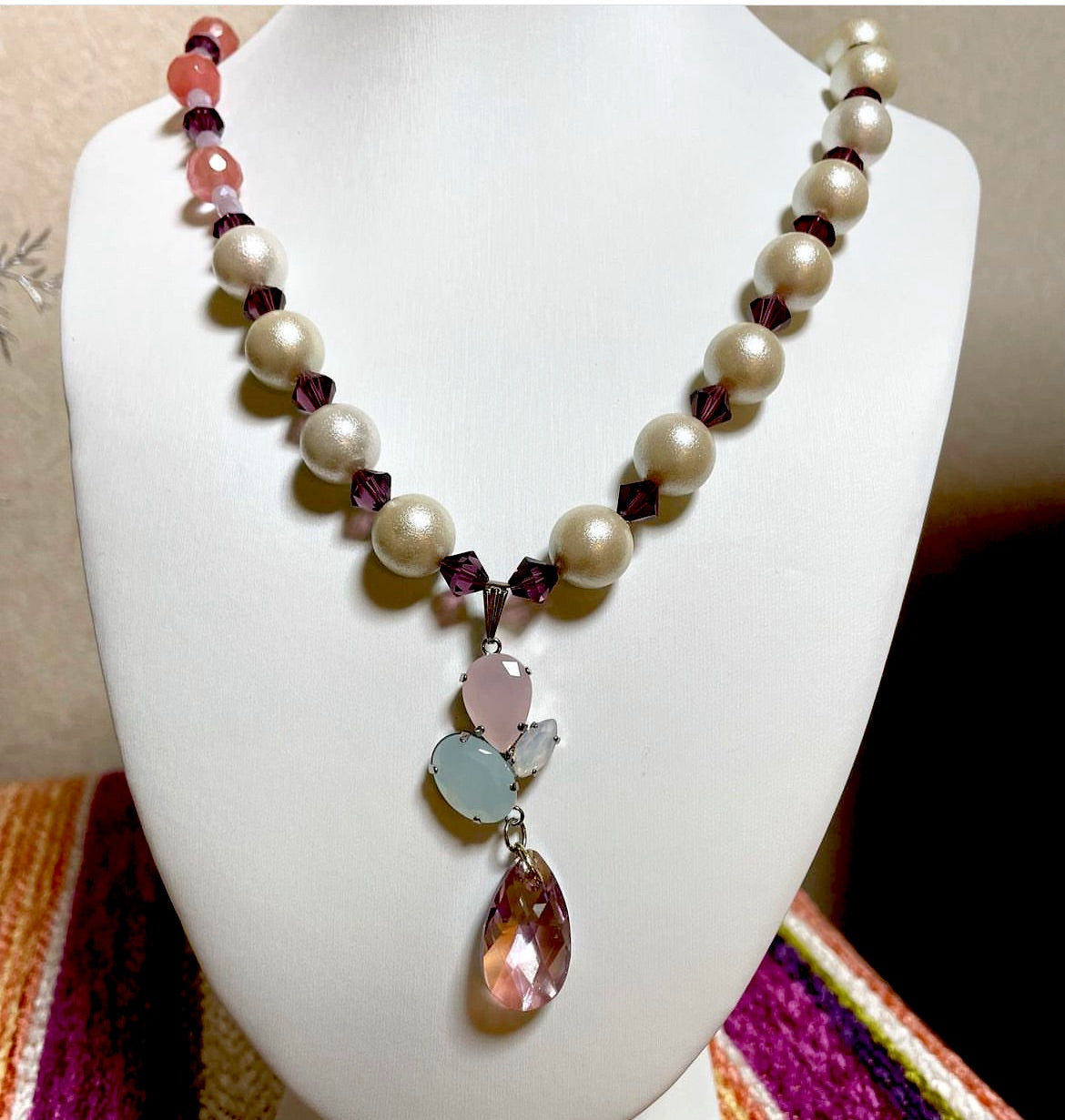 Pearls beads crystals necklace with pendant TokyoBegums