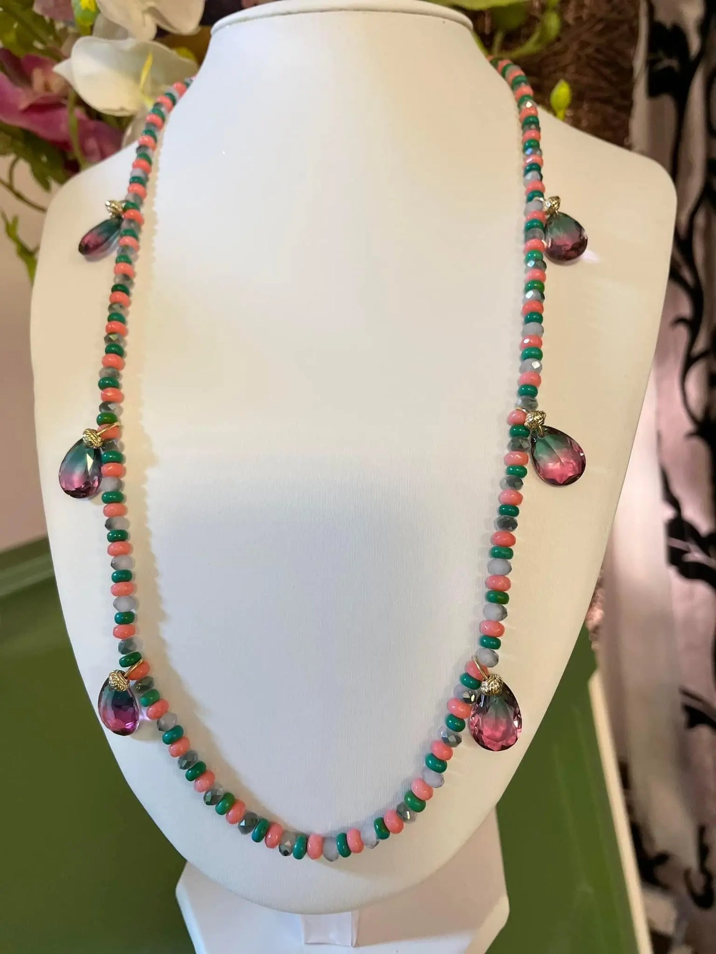 4 colored beads necklace TokyoBegums