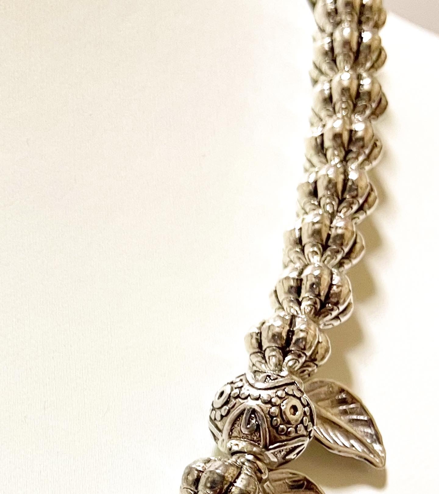 Beautifully crafted metal beads necklace ! TokyoBegums