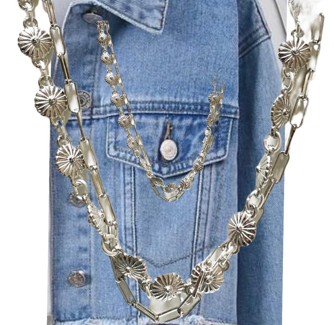 silver metallic chain