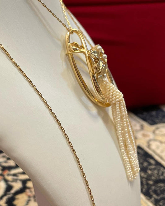 Gold color chain with beautiful pendant