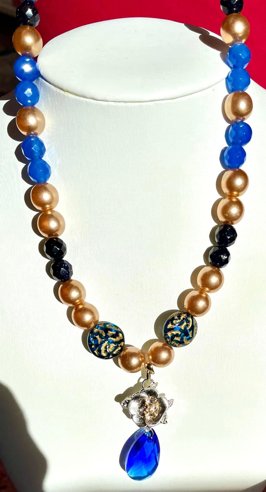 Blue and gold pearls beads necklace with pendant