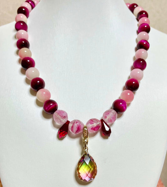 Rose kissed beads necklace